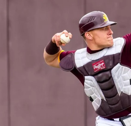 Adam Proctor Pitching Photo